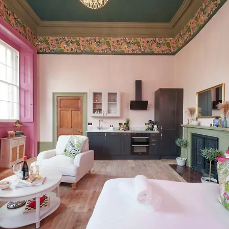 The Rose Nobel - 1 Bed In By Mint * Bristol